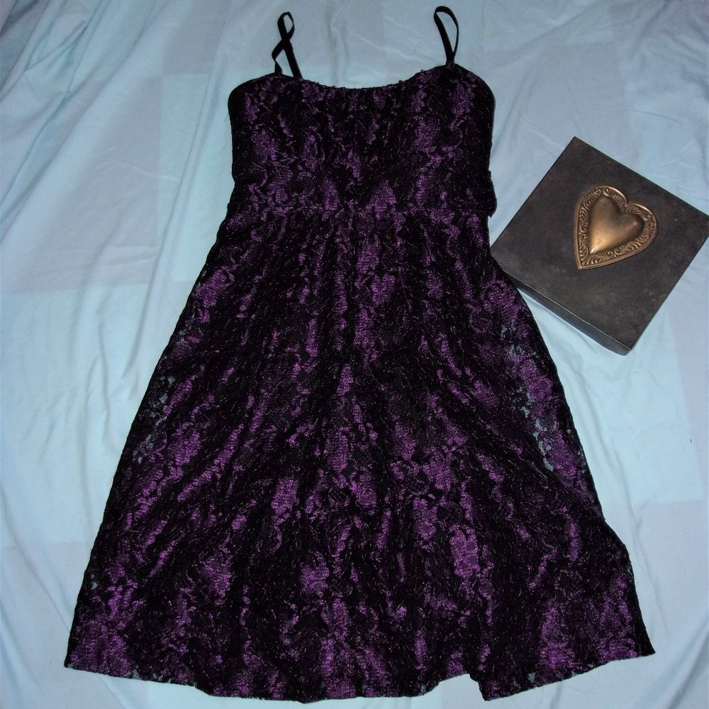 womans small 3 - 4  purple back dance formal dress